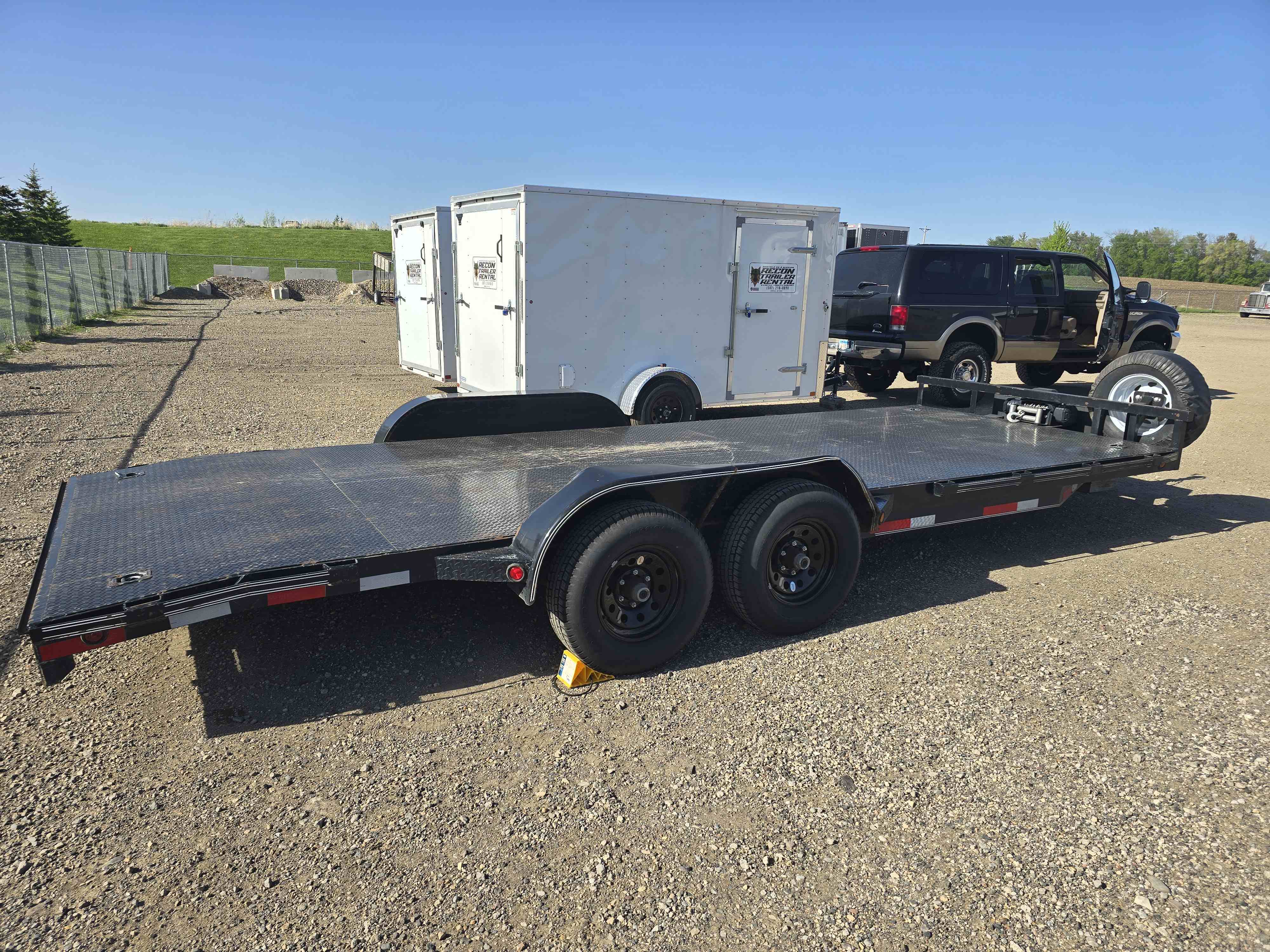East Texas car hauler detail - heavy-duty construction for safe vehicle transport